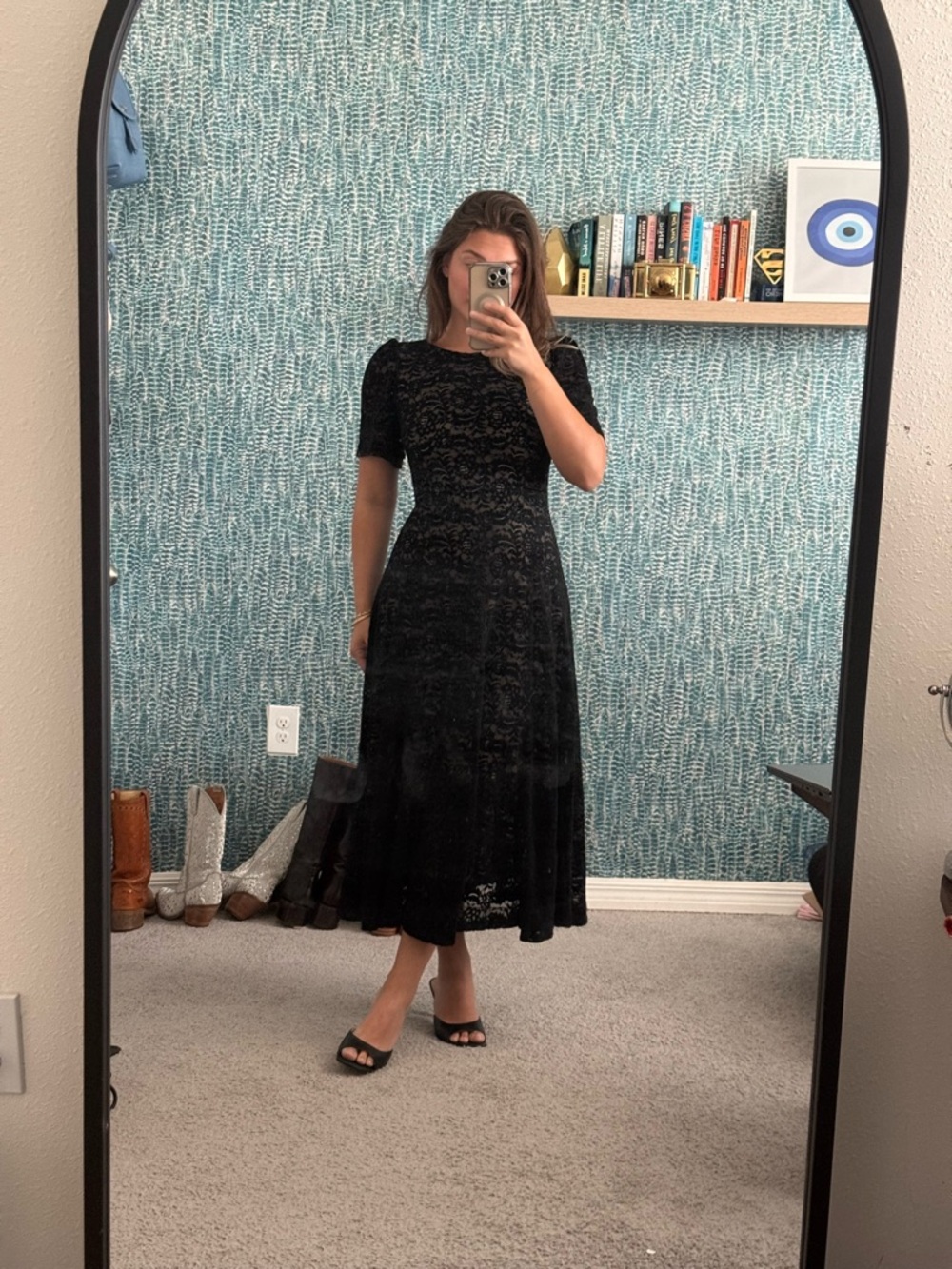 Kachaal Velvet Short Sleeve Maxi Dress